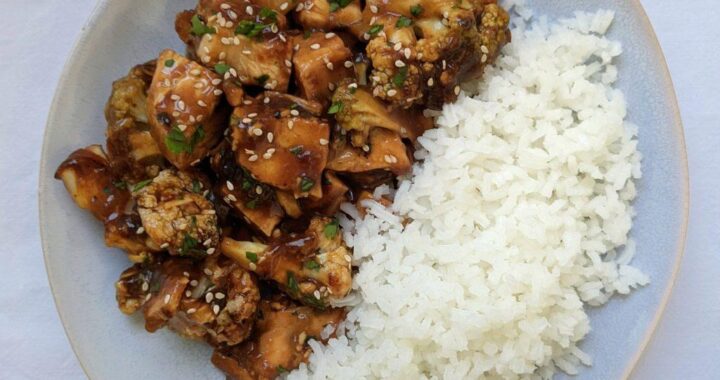 Pollo teriyaki con arroz y verduras